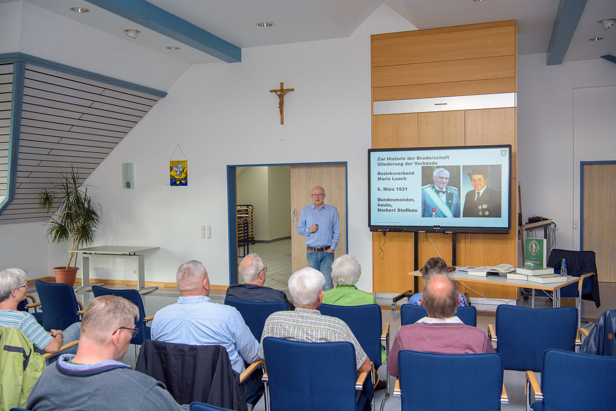 Die Chronik zum Schützenbruderschaft in Kelberg von Jürgen Schäfer...